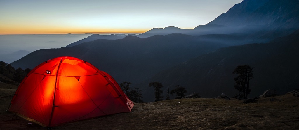 Camping tent